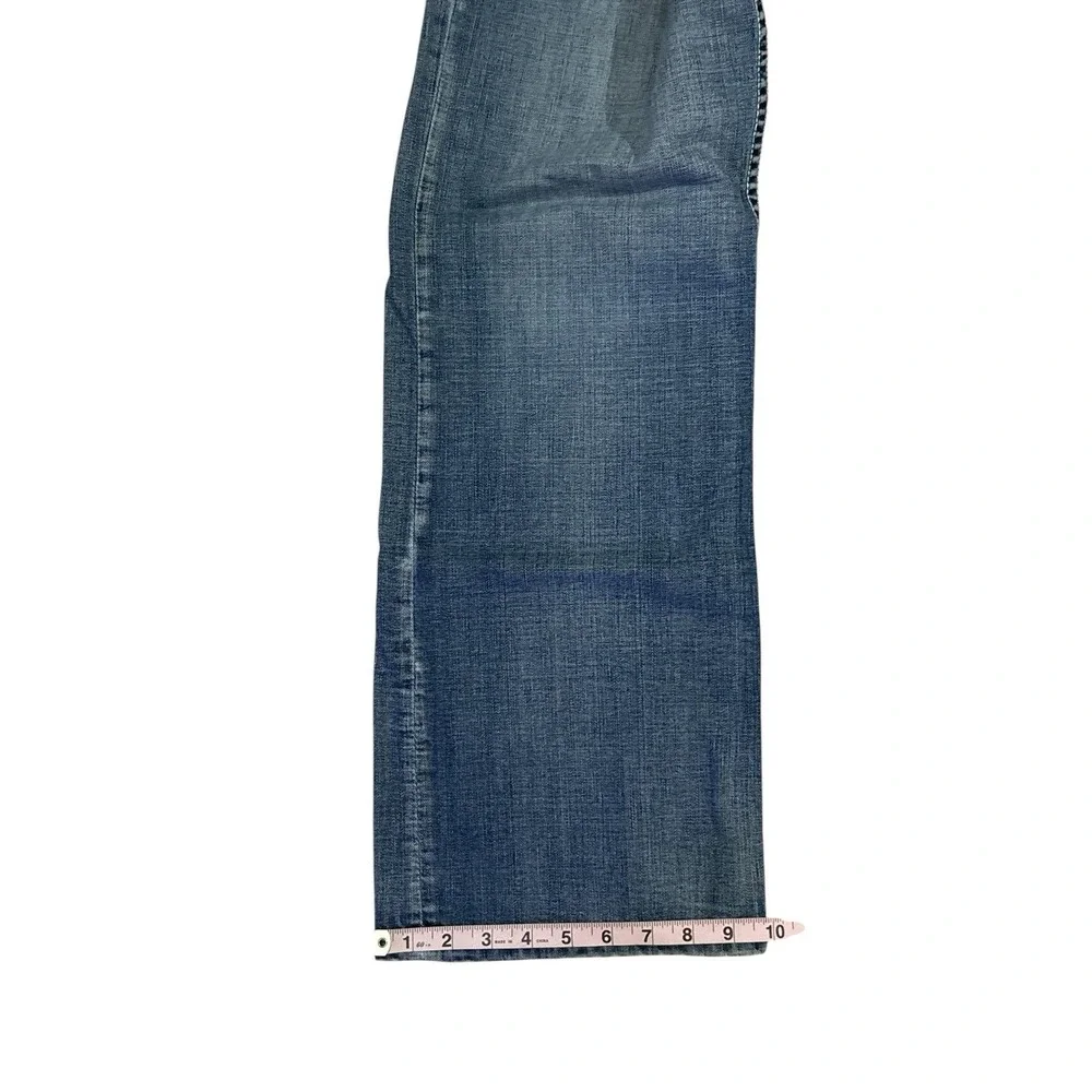 BKE Tyler Straight Leg Jeans Men's 33x31 Medium Wash Contrast Stitch Embroidered
